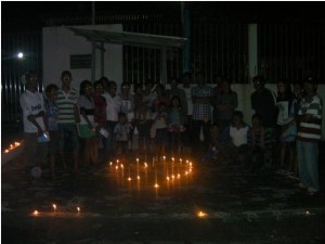 All participants in front of Japanese Embassy